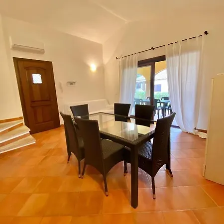 Villa Villas Smeraldas Holidays In Sardinia